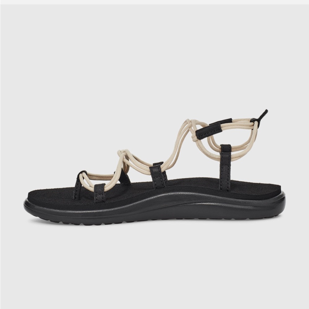 NWT! NEVER WORN! Teva Women's Voya Infinity Strappy Sandals - Black & White - Picture 2 of 9